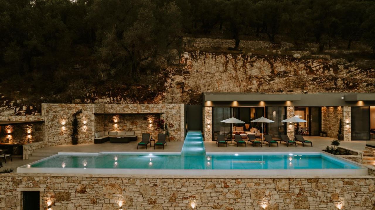 Saphira Villa Katavolos