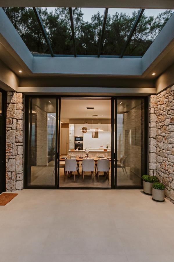 Saphira Villa *